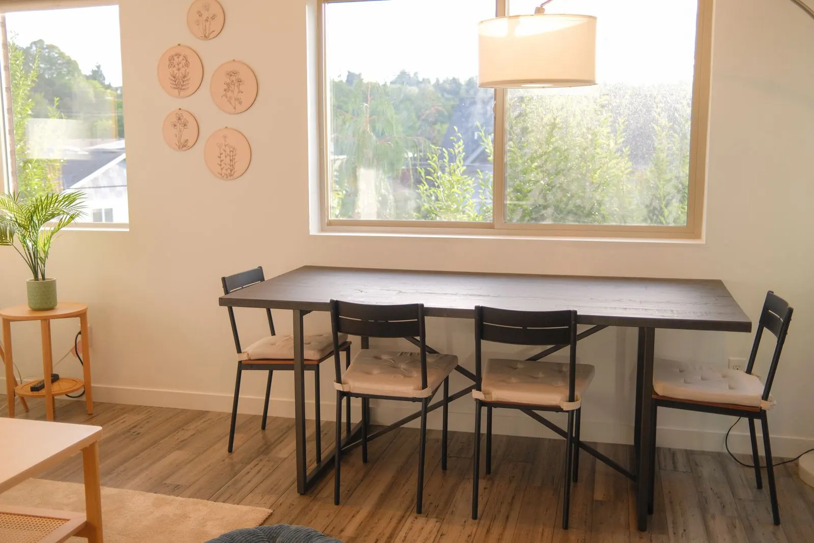 Dining table for the whole group with treetop views